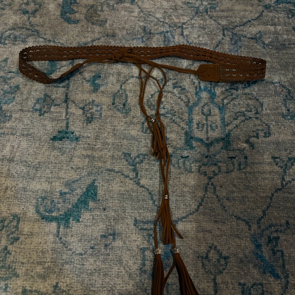 Belt - Picture 2 of 6